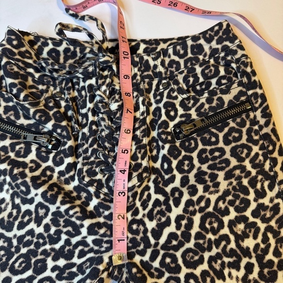 AFRM Leopard High-Waisted Zip Pocket Flare Bell Bottom Jeans/Pants size 26 - Picture 5 of 9